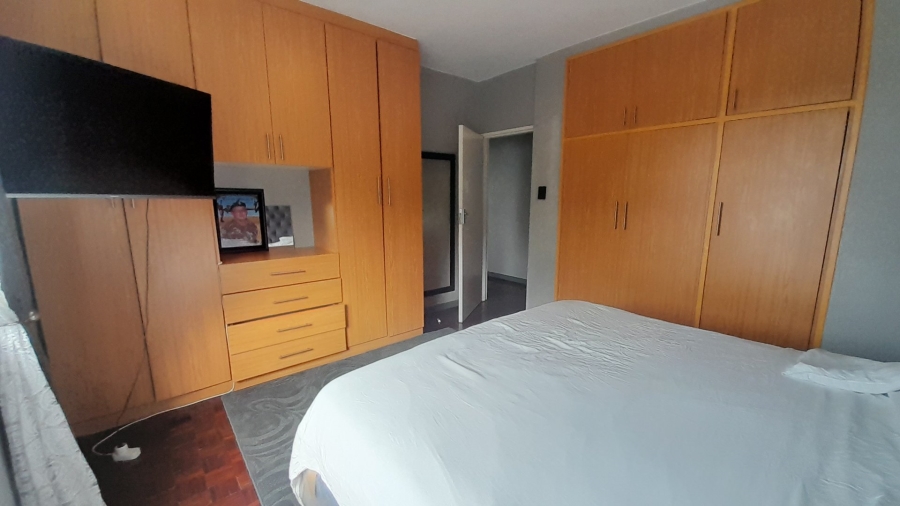 2 Bedroom Property for Sale in Wynberg Western Cape